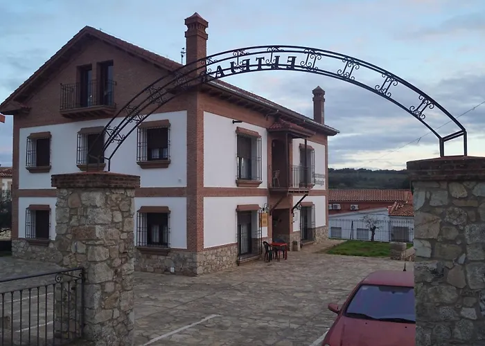 Apartamentos Rurales Monfraguee